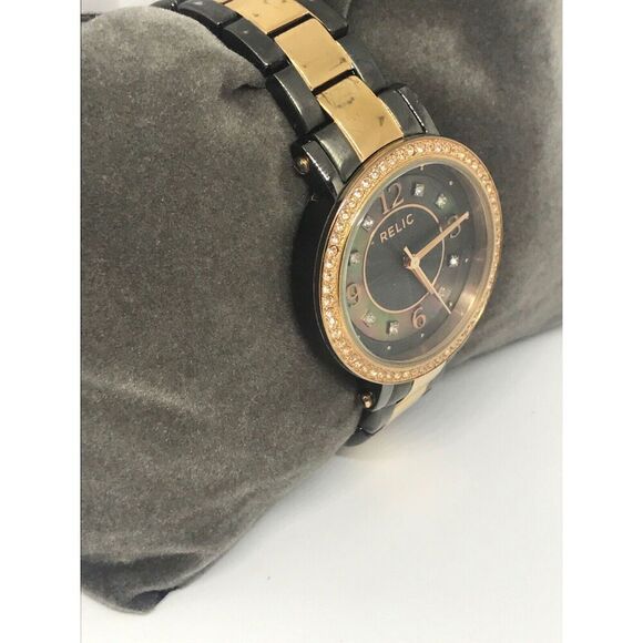 Relic Zr11787 Womens Stainless Steel Analog Dial Quartz Genuine Wrist Watch No81 - Picture 4 of 9